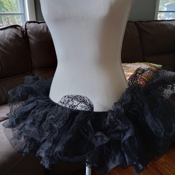 Velvet Kitty tutu - Picture 4 of 6